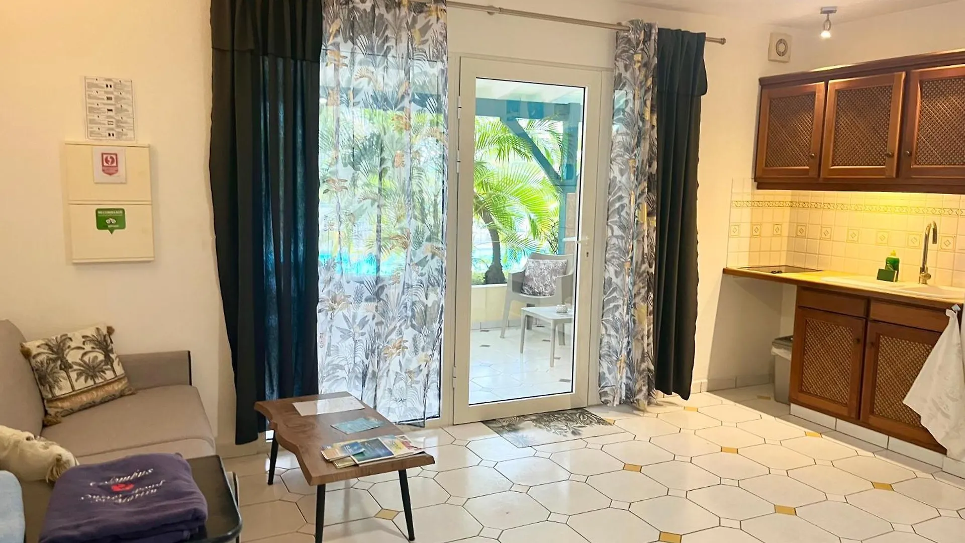 Colombus Residence Oyster Pond 3*,  Sint Maarten/Saint Martin
